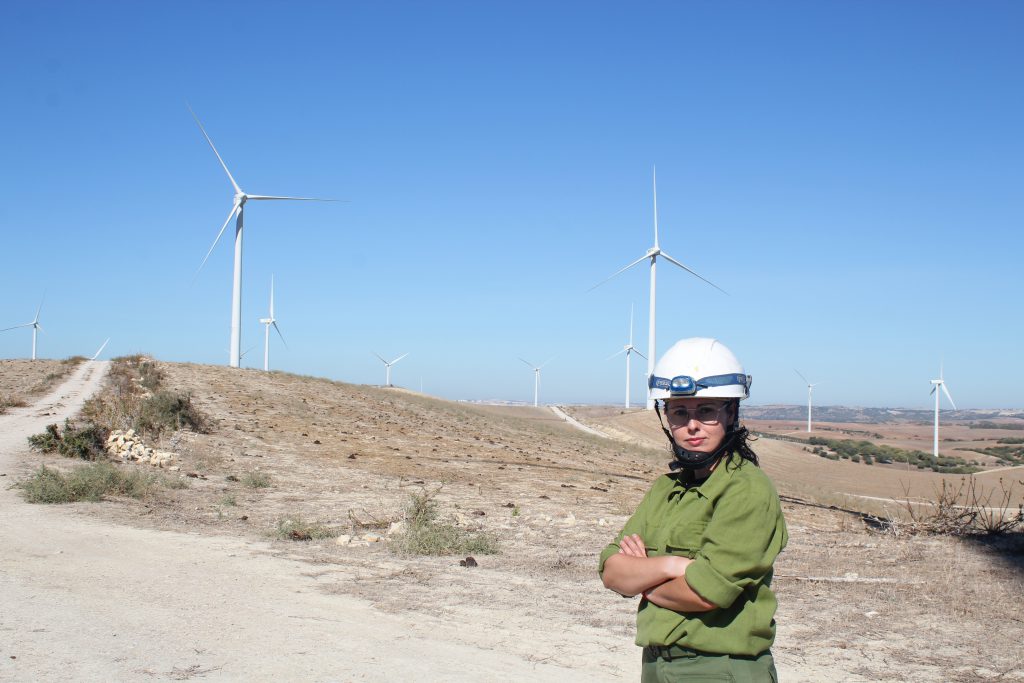 Ingeniera de Iberdrola en un parque eólico